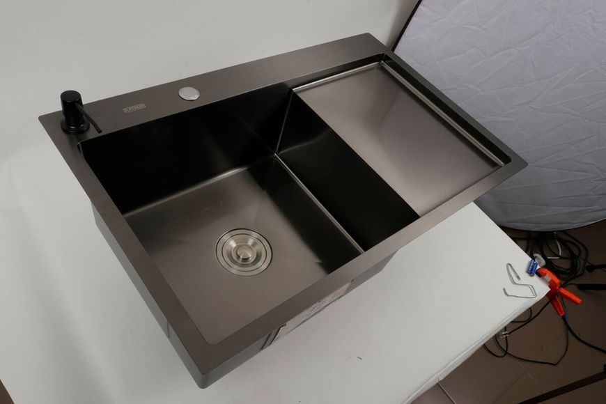 Кухонна мийка СМ 78*50 L PVD чорна Platinum Handmade (круглий сифон 3.0/0.8) 44565 фото