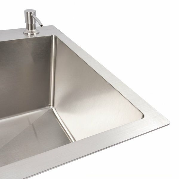 Кухонна мийка нержавійка 65*45 Platinum Handmade (сифон круглий, 3,0/0,8) 46761 фото
